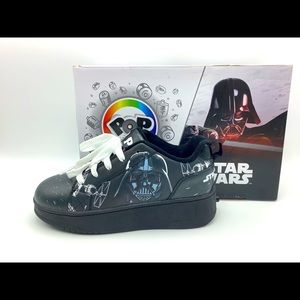 BRAND NEW.. HEELYS , COLLECTIBLE, STAR WARS SHOES ⭐️